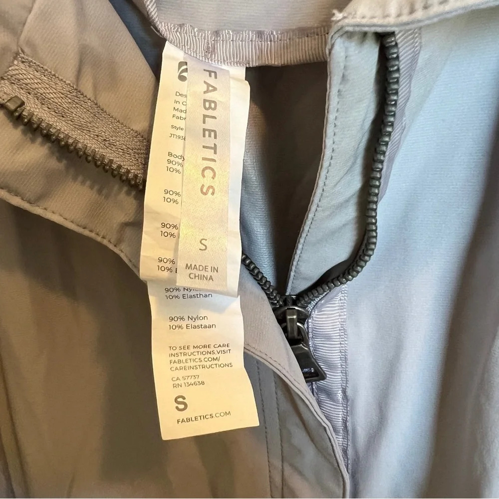 Fabletics GIANA Jacket Light haze Grey Weather Resistant Womens Small S Small - Picture 9 of 10